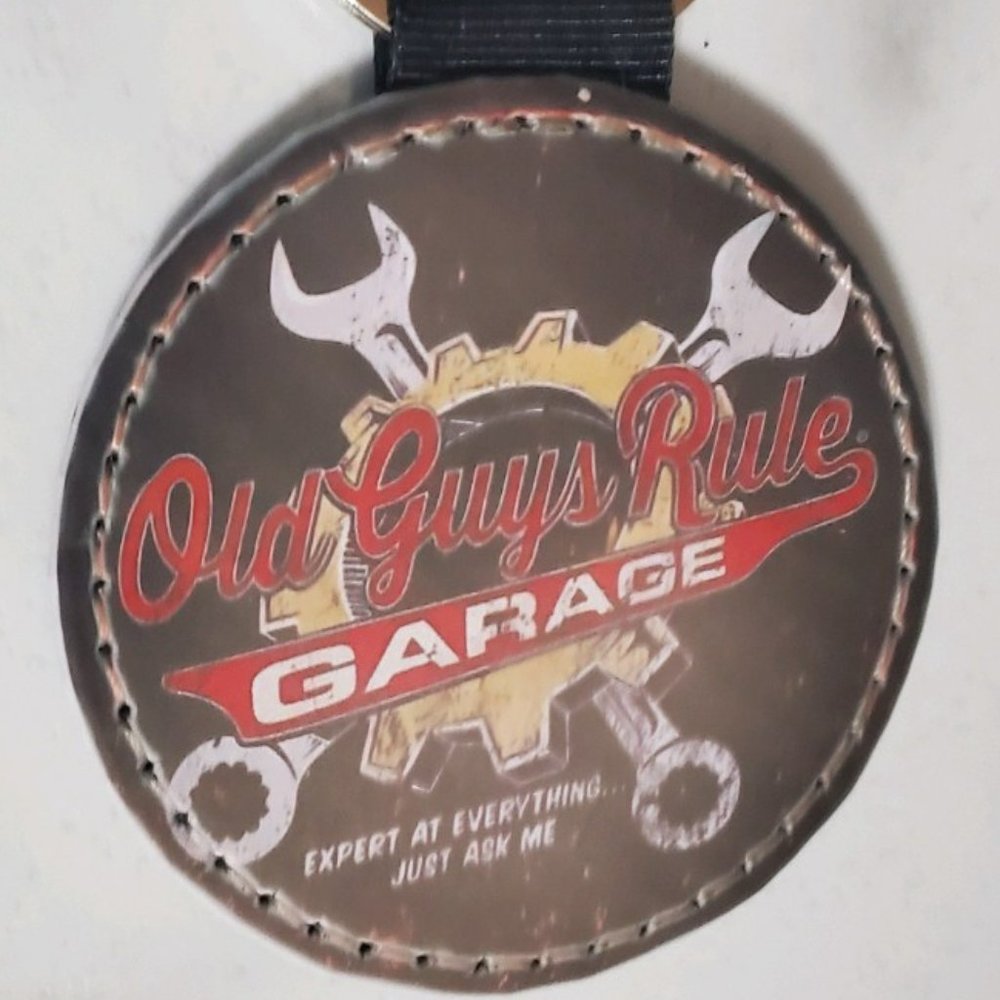 Old Guys Rule GARAGE Keychain - Picture 2 of 6